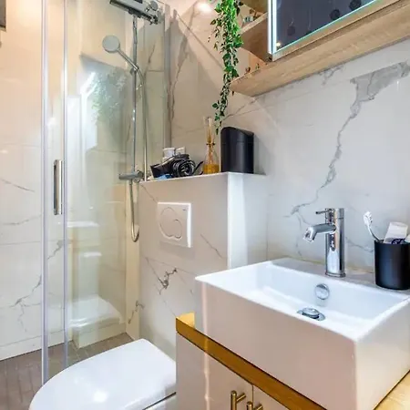 Bastille-2 Pieces Confort Daire *